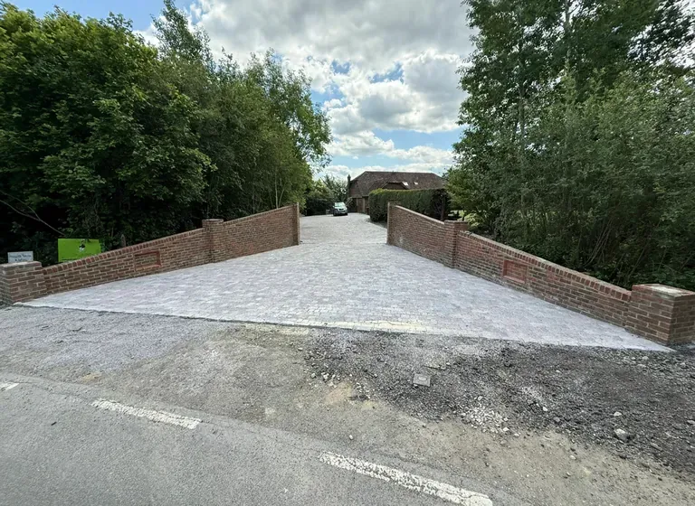 Driveway entrance groundwork and walls in Kent